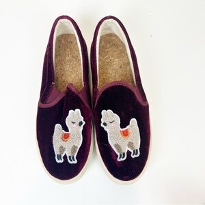 Soludos Llama Burgundy Maroon Velvet Slip On Shoes Women’s Size 6.5